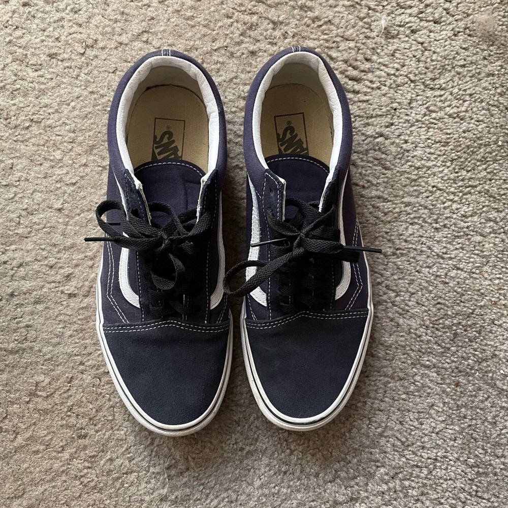 Vans Old Skool. Size 10.